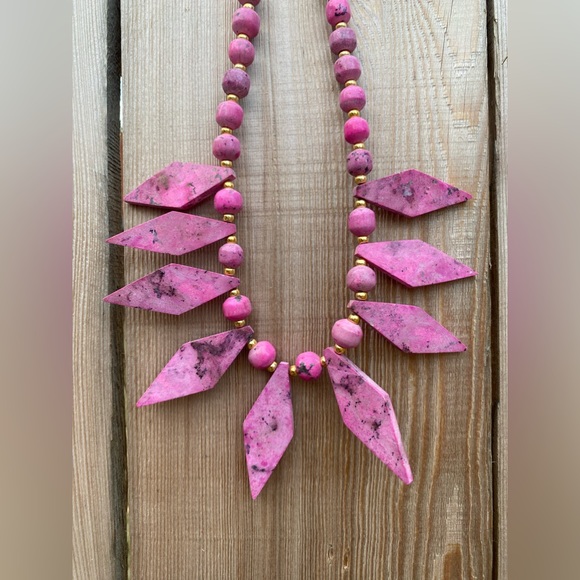 Pink Rhodonite Sphere Diamond Shape Gemstone Choker Bib Necklace and Ear… - Picture 2 of 6